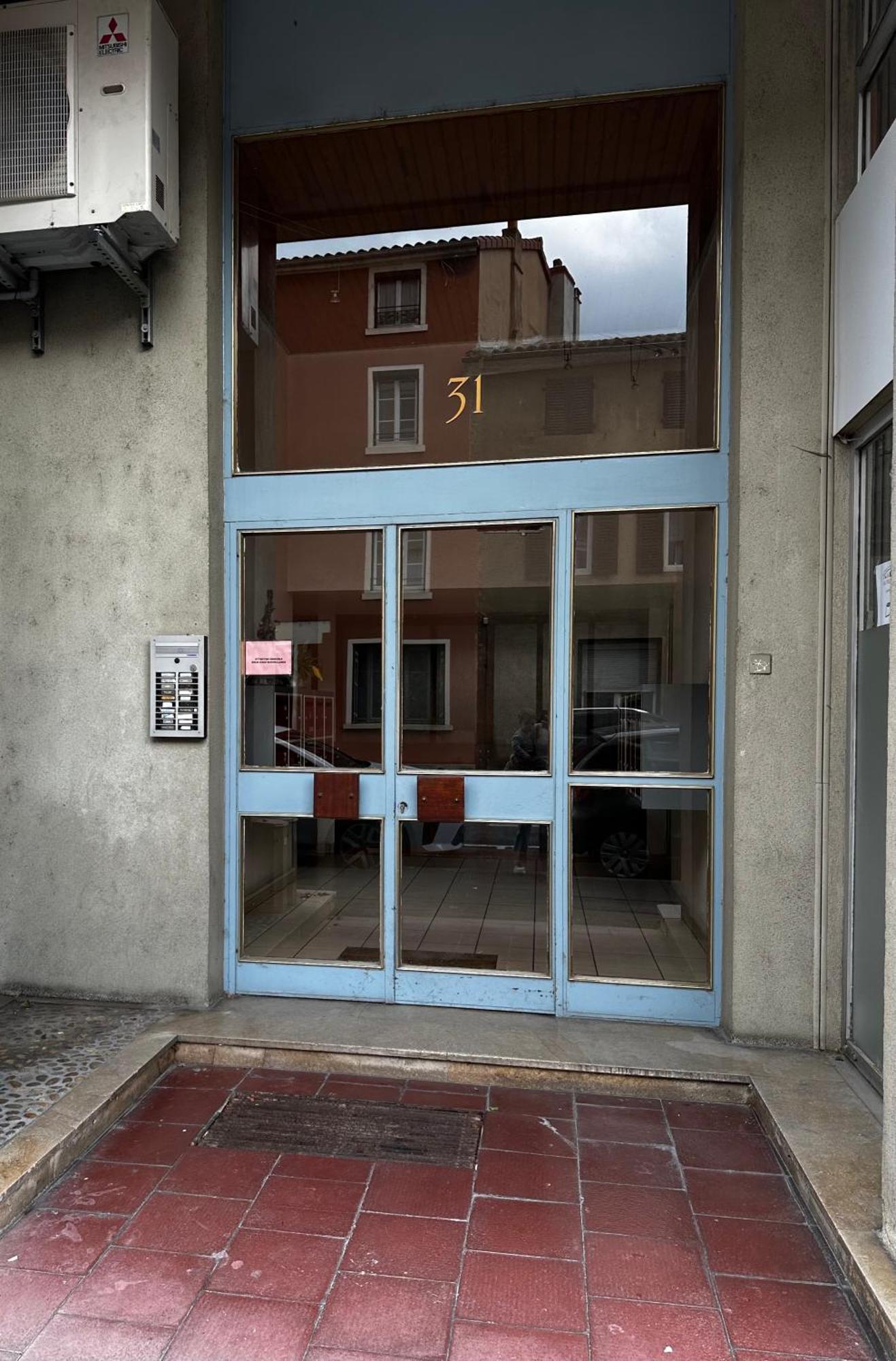 Charmant Appartement T1 Mâcon מראה חיצוני תמונה